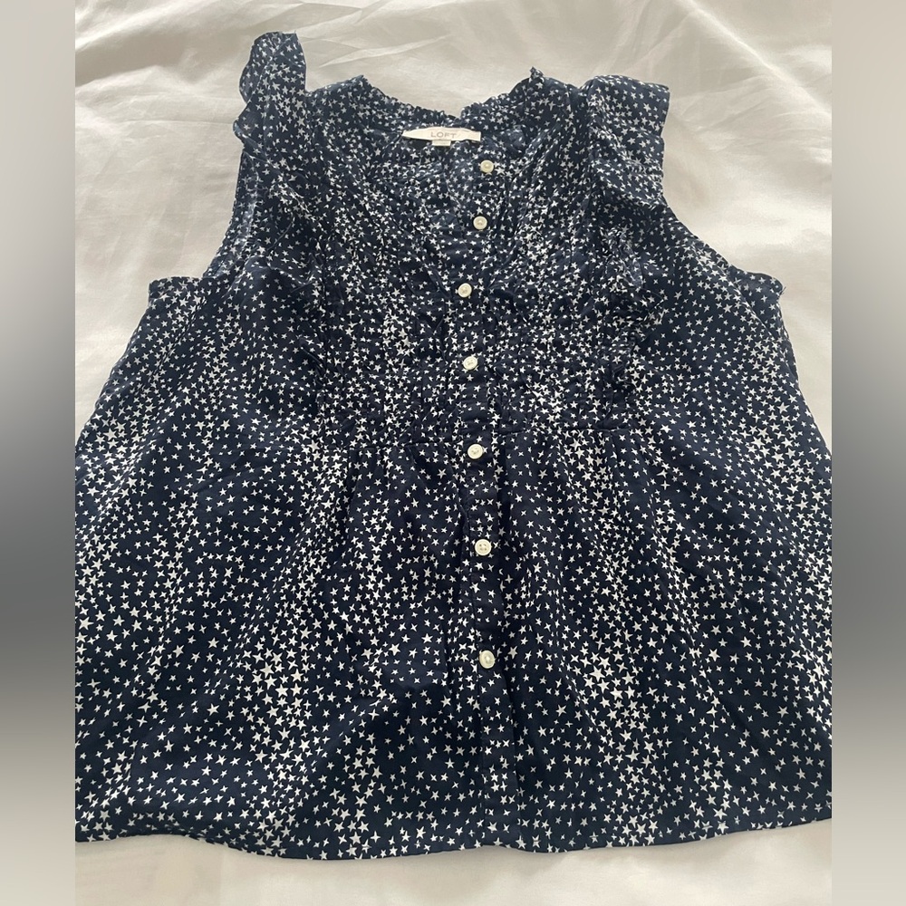 LOFT ruffle bib pin tuck button navy blue white polka dot sz Small July 4th USA